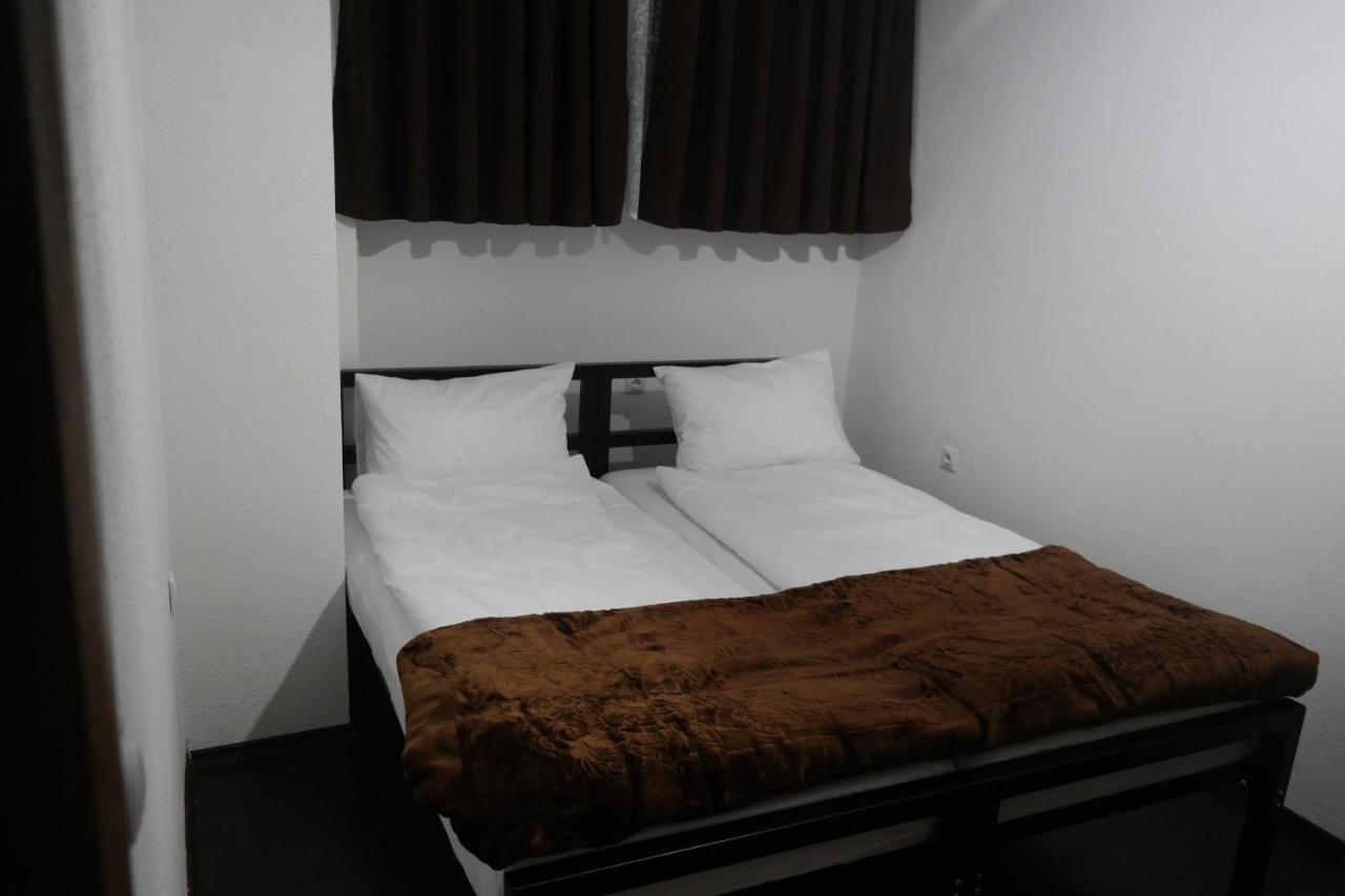 Villa Family Kumanovo Ngoại thất bức ảnh